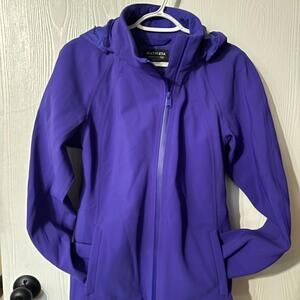 Athleta Glacier Softshell Hooded Jacket. Training Running Skiing Med Spring